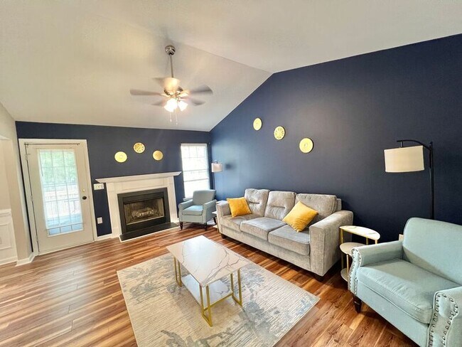 Building Photo - 700 Mossburn Ct