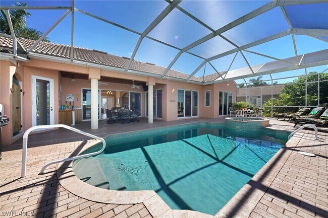 Building Photo - 2931 Surfside Blvd