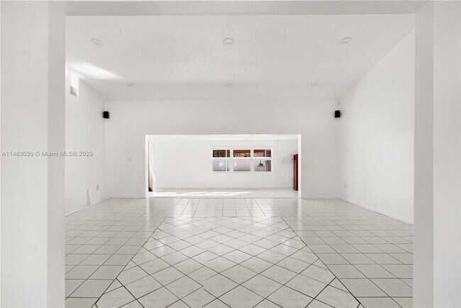 Building Photo - 19320 Sw 292nd St Homestead, FL 33030