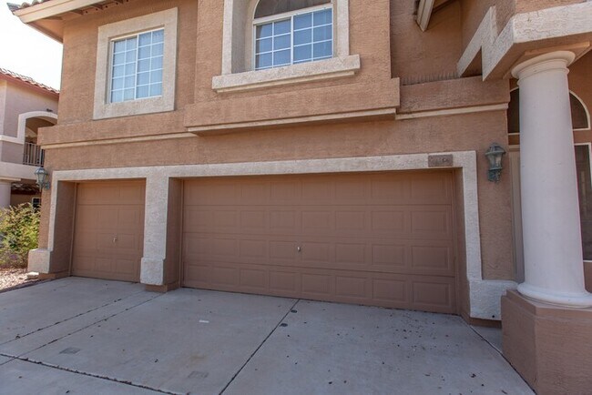 Foto del edificio - 1284 S Larkspur St