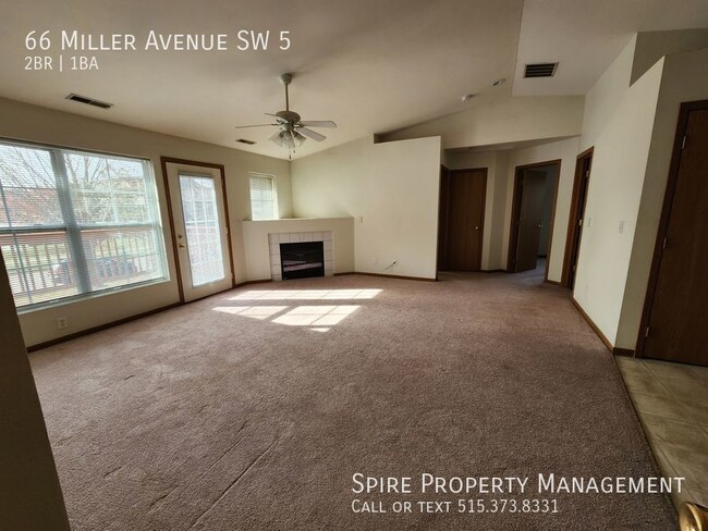 Building Photo - Prairie Creek Condos 2 Bedroom units. Grea...