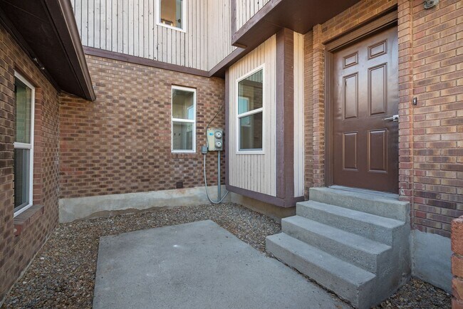Foto del edificio - 8566-8568 Wasatch Boulevard East