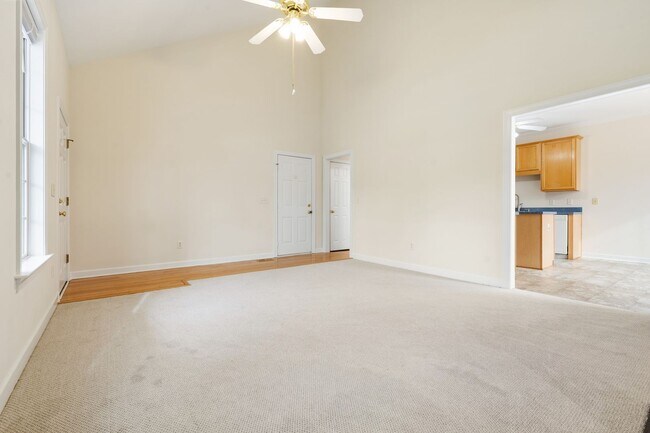 Foto del edificio - 3 Bed 2 Bath Chatham Forest Home - Available Now!