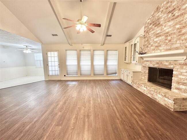 Foto del edificio - 14130 Prestonwood Forest Dr