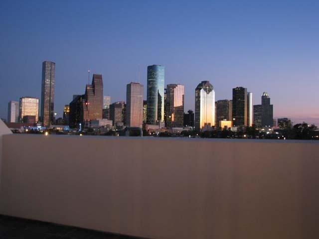 Foto del edificio - 1616 Edwards St