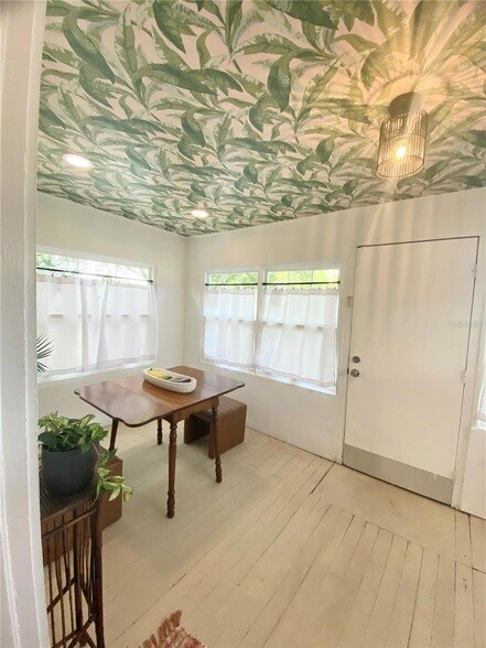 Foto del edificio - 1858 Fern Palm Dr