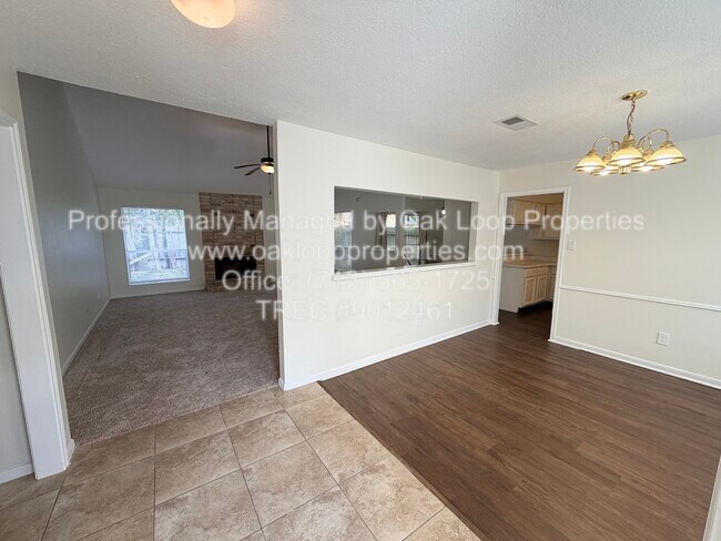 Foto del edificio - 1367 Gentle Bend Dr