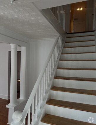 Building Photo - 113 Wall St
