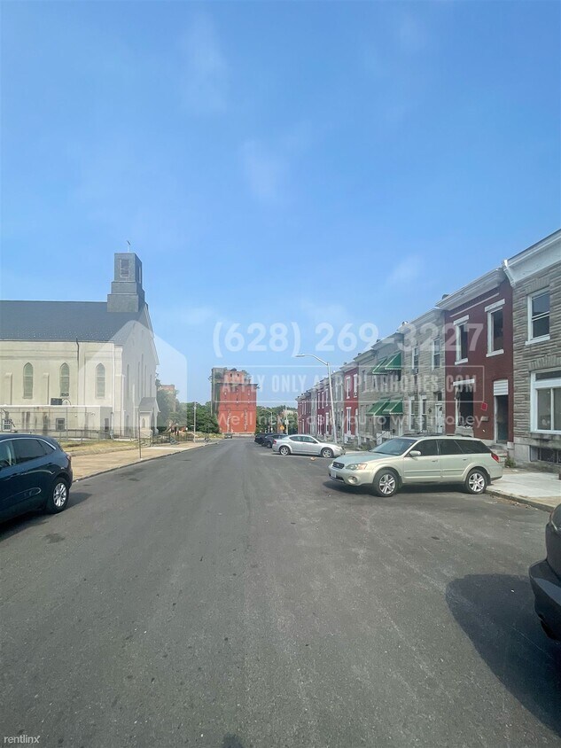 Primary Photo - 4 br, 1 bath House - 2525 West Lombard Str...