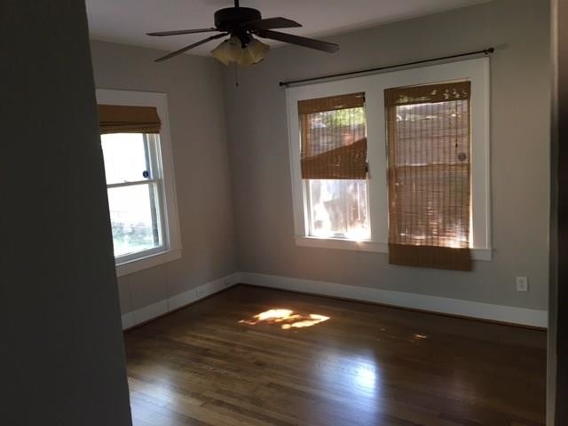 Building Photo - 5839 Palo Pinto Ave