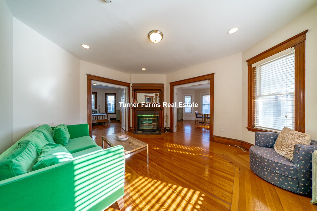 Foto principal - 124 Forest St