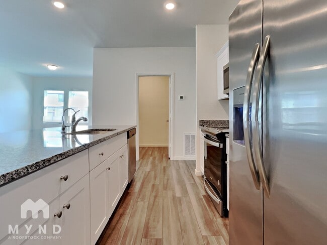 Building Photo - 1069 Water Oak Ln