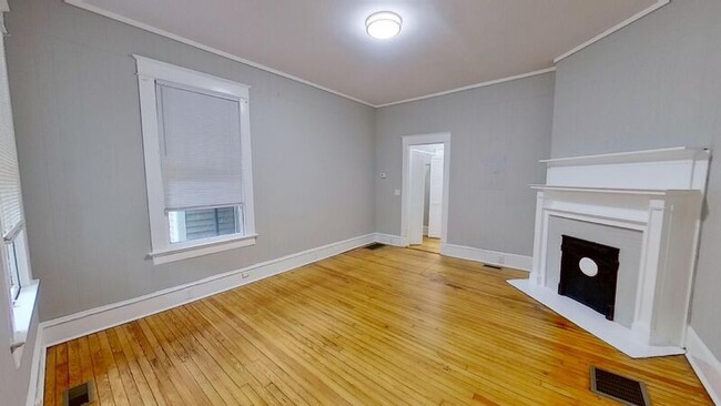 Building Photo - 514 S Boylan Ave