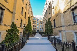 Building Photo - 4600 N Beacon St