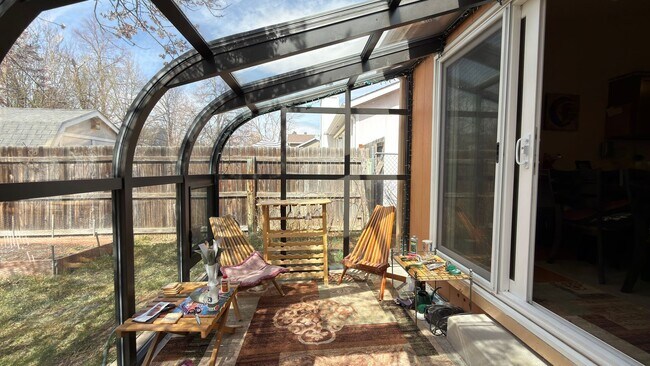 Foto del edificio - Great Furnished House In Fort Collins with all utilities included