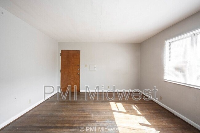 Foto del edificio - 8 N Butler Ave