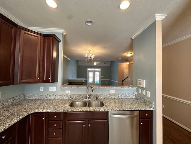 Foto del edificio - Townhome in a great location!