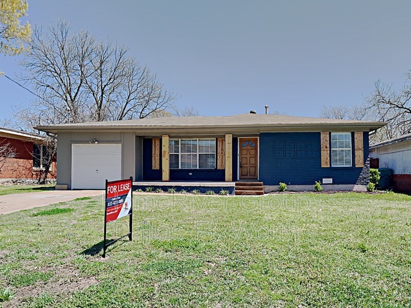2215 N Alexander St, Sherman, TX 75092 House Rental in Sherman, TX