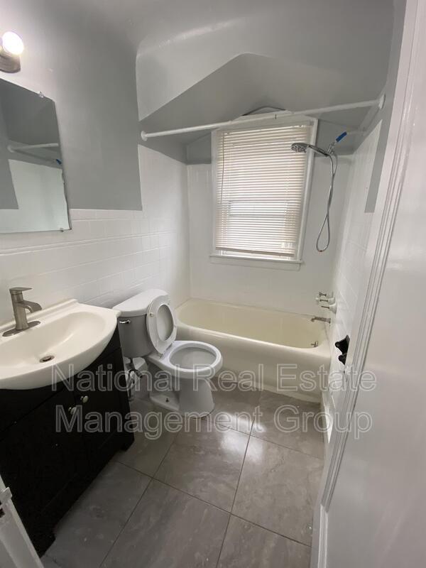 15920 Turner St Unit Lower, Detroit, MI 48238 Condo for Rent in