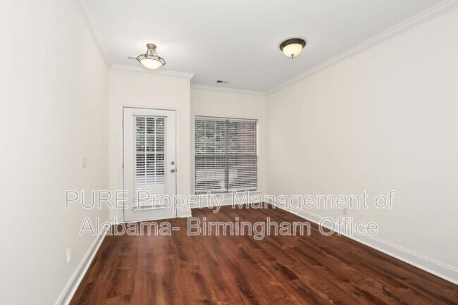 Foto del edificio - 456 Highland Cove Dr