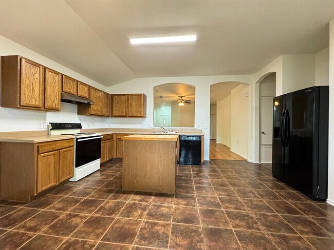 Building Photo - 9000 Spiceland Cir