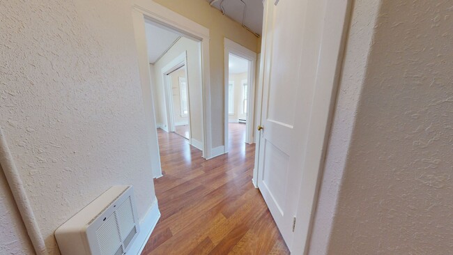 Interior Photo - Roycroft Apartments