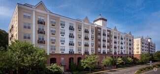 Building Photo - 1100 Avalon Sq