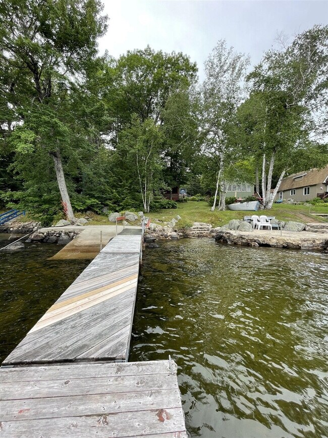 Foto del edificio - 4 Anderson Rd