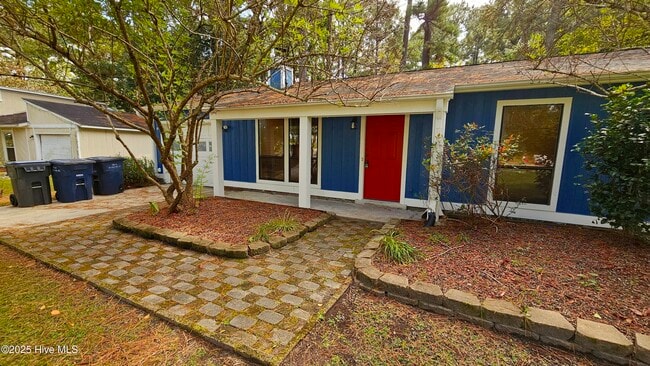 Foto del edificio - 709 Terrace Ct