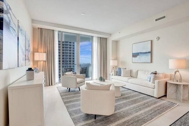 Foto del edificio - 3100 N Ocean Dr