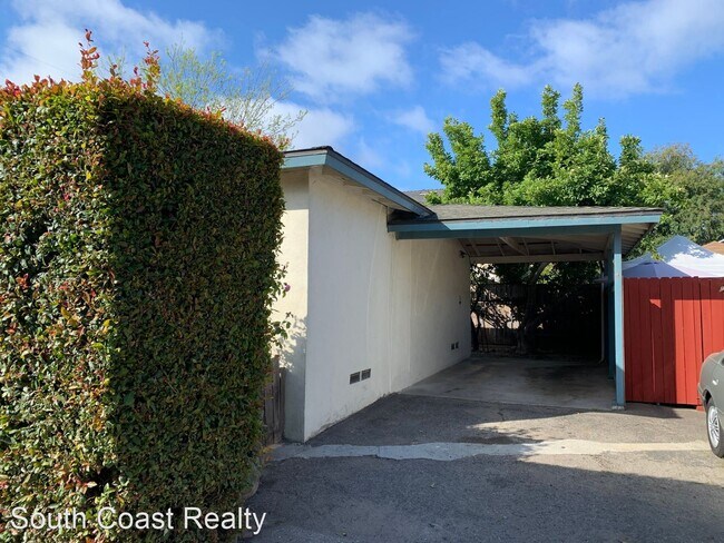 Building Photo - 2 br, 1 bath House - 622 W Sola