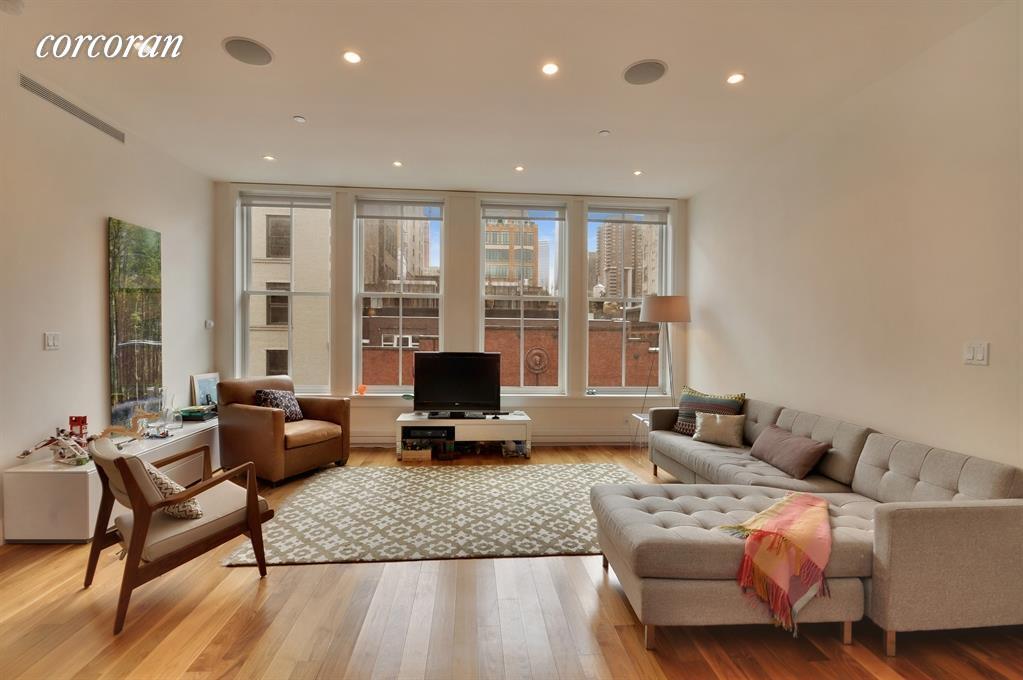Primary Photo - 52 Laight St