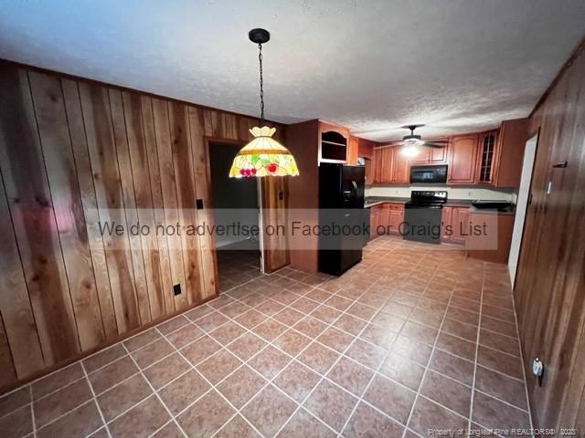 Building Photo - 2933 Skycrest Dr