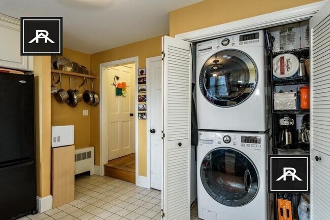 Foto del edificio - 3 bedroom in Brighton MA 02135