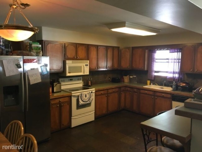 Building Photo - 3 br, 2 bath House - 1521 Westview Ave