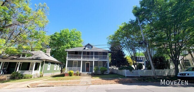 Foto del edificio - 214 Elm St
