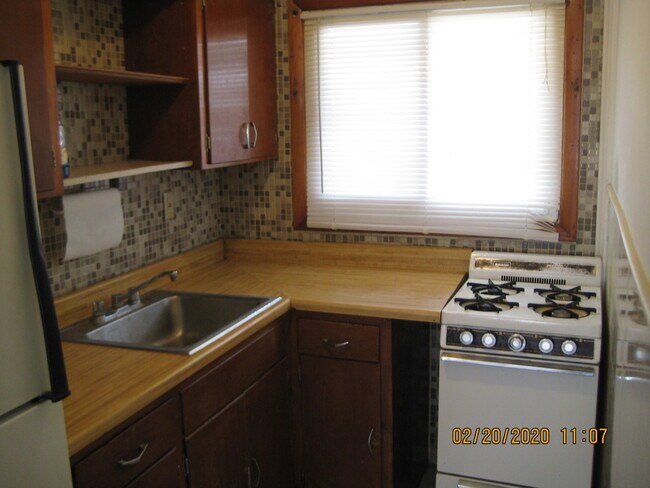Building Photo - 119 Manor Ave