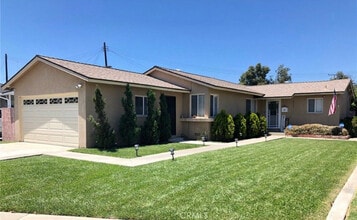 Building Photo - 6833 Severn Dr