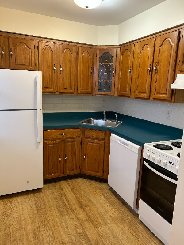 Foto del edificio - 422 Ringwood Ave