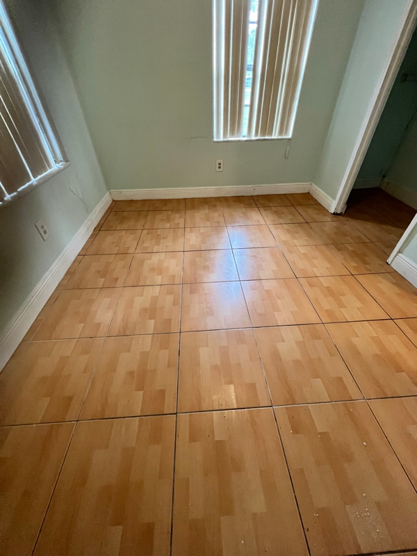 Photo - 1285 NE 143rd St (North Miami, FL)