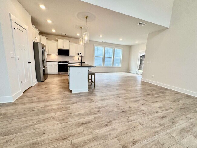 Building Photo - New build in Central, SC