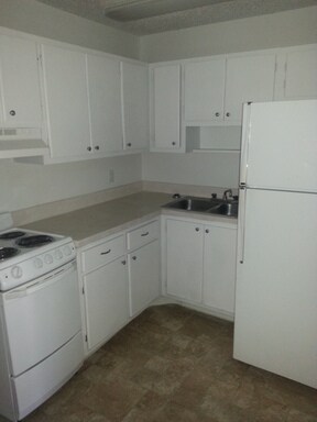 Foto del edificio - 1648 67th Ln N