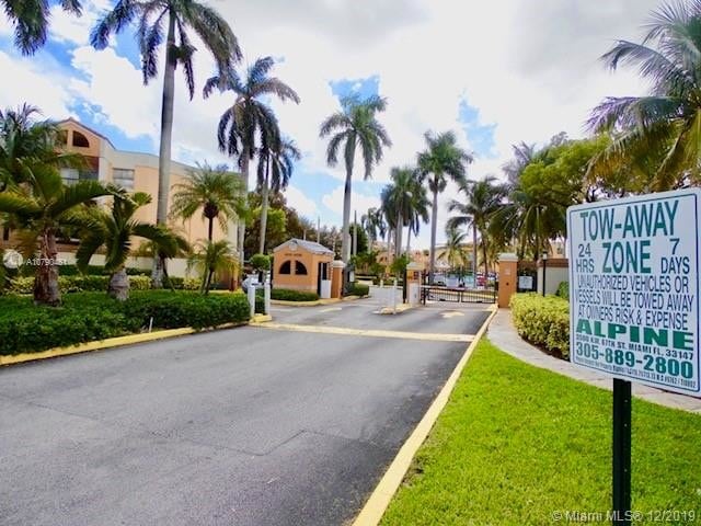 Foto del edificio - 6272 NW 186th St