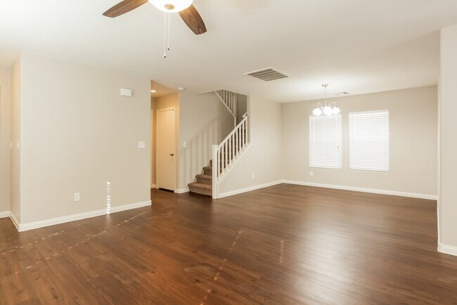 Foto del edificio - 3958 Russet Plains St