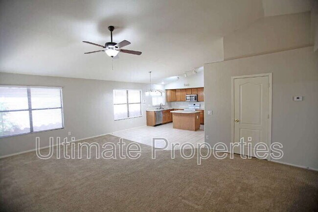 Building Photo - 15256 W Melissa Ln