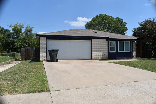 Foto del edificio - 4 Bd / 2 Bath in Killeen! Convenient to Fort Cavazos!