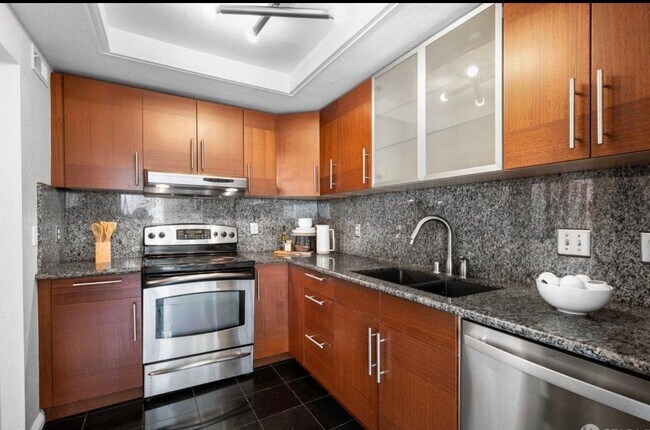 Foto del edificio - 582 Chestnut St