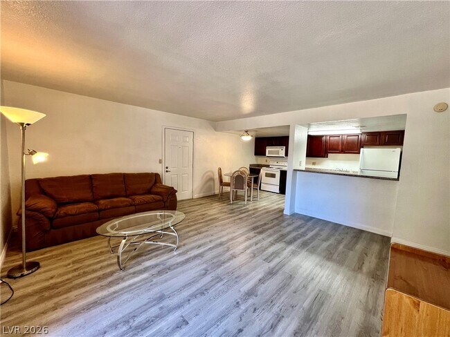 Foto del edificio - 4380 Sandy River Dr