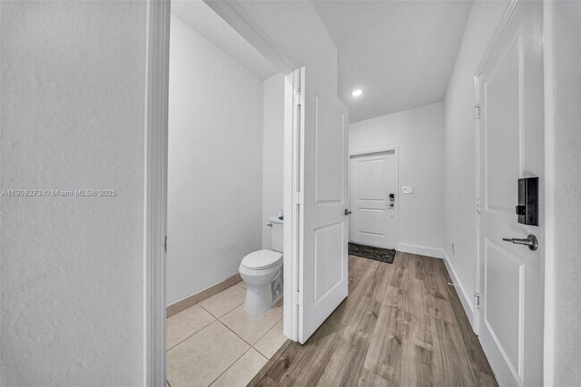 Foto del edificio - 24985 SW 107th Ct