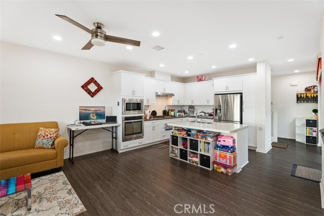 Building Photo - 153 Carmine